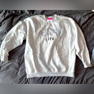 Women’s M/L Super Mrkt Grey “Wife Life” Crew Neck